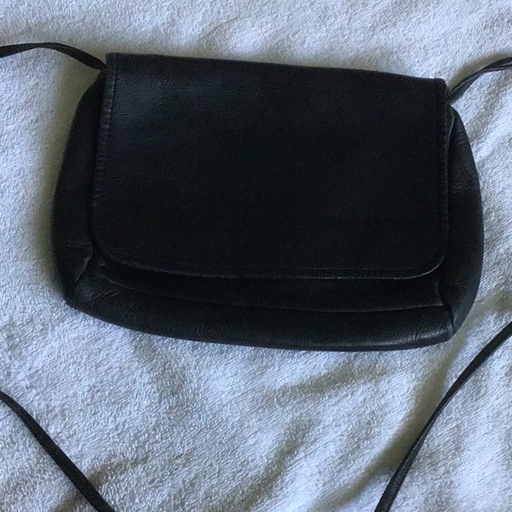 Crossbody purse